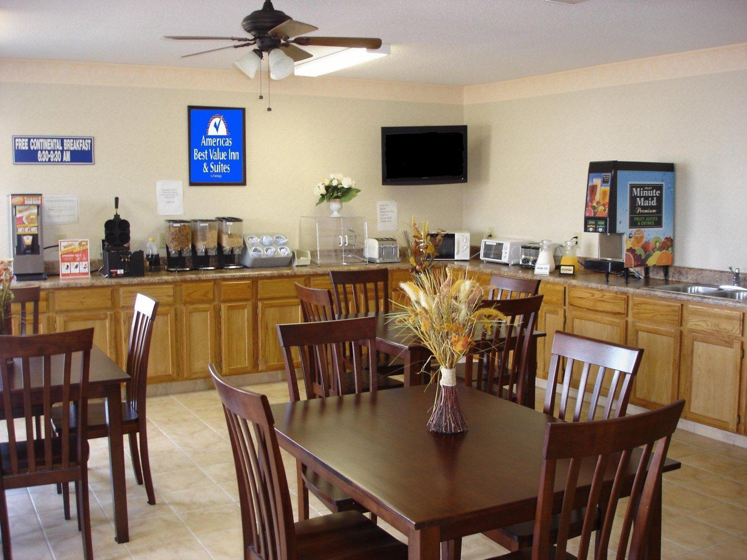 Americas Best Value Inn & Suites Macon Restaurant foto